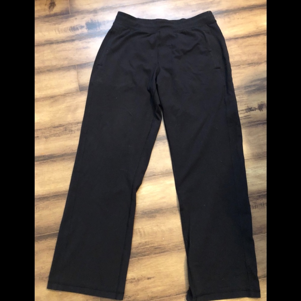 Lululemon men’s black sweats. Large